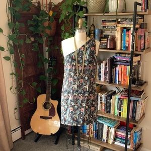 One shoulder silk dress